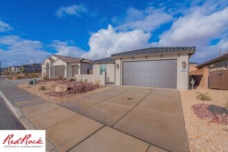 84 W Camino Oso in Washington, UT - Building Photo - Building Photo