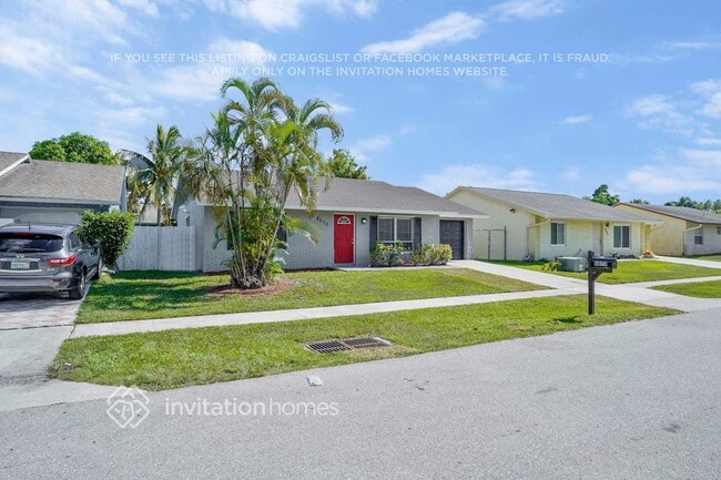 6070 Lambeth Cir in Greenacres, FL - Building Photo - Building Photo