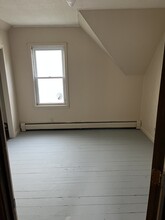 56 W Weir St in Taunton, MA - Foto de edificio - Building Photo