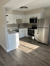 5200 Hilltop Dr in Brookhaven, PA - Building Photo - Building Photo