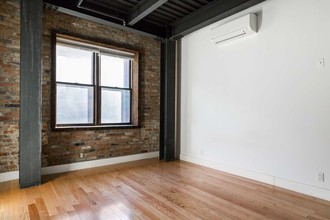 390 S 2nd St in Brooklyn, NY - Building Photo - Building Photo