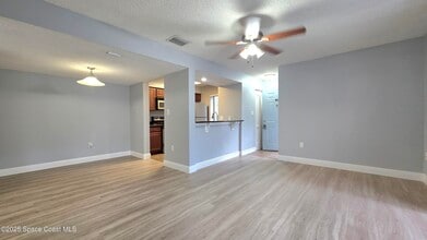190 Riverbend Dr in Altamonte Springs, FL - Building Photo - Building Photo