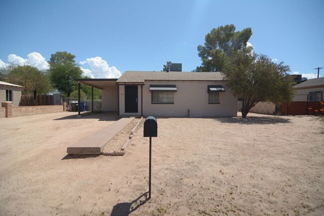 property at 2411 S Holly Stravenue