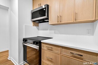 1500 Bedford St in Stamford, CT - Building Photo - Building Photo