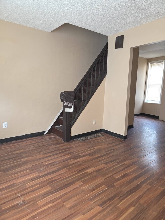 2219 Winton St in Philadelphia, PA - Building Photo - Building Photo