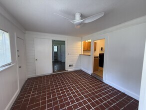 1025 Druid Cir in Charlotte, NC - Building Photo - Building Photo