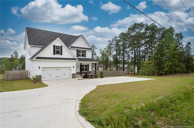 3324 Rockfish Rd in Raeford, NC - Building Photo - Building Photo