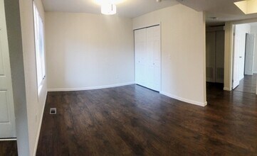 7270 Huntsmen Cir in Anchorage, AK - Building Photo - Building Photo