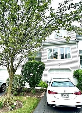 property at 11 Cygnet Rd