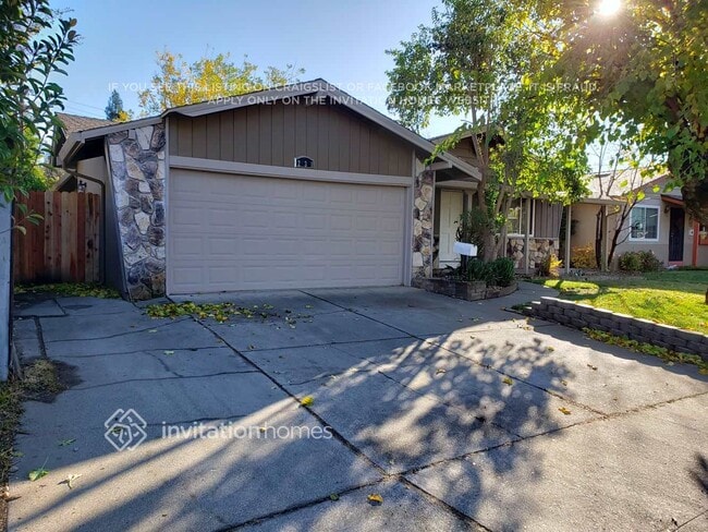 231 N West St in Vacaville, CA - Building Photo - Building Photo