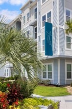 The Laurent at Carolina Forest in Myrtle Beach, SC - Foto de edificio - Building Photo