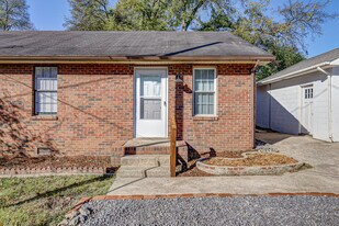 5610 Obrien Ave, Unit B in Nashville, TN - Building Photo