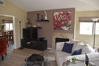 12292 Paseo Lucido in San Diego, CA - Building Photo - Building Photo