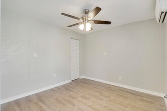 711 4th Ave S in Lake Worth Beach, FL - Building Photo - Building Photo