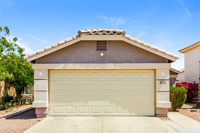 property at 11224 W Glenrosa Ave