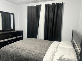 12829 Doty Ave in Hawthorne, CA - Building Photo