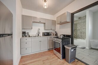 1925 N Prospect Ave in Milwaukee, WI - Building Photo - Building Photo