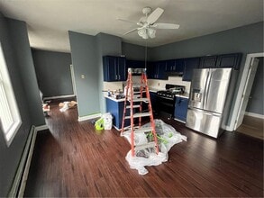 219 Bellevue Ave in Providence, RI - Building Photo - Building Photo