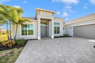 12655 Wellen Golf St, Unit 0610 in Venice, FL - Building Photo - Building Photo