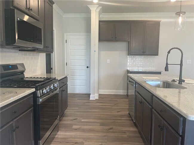 property at 4371 Portsbrook Ave