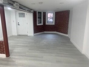 378 Baldwin Ave in Jersey City, NJ - Building Photo - Building Photo