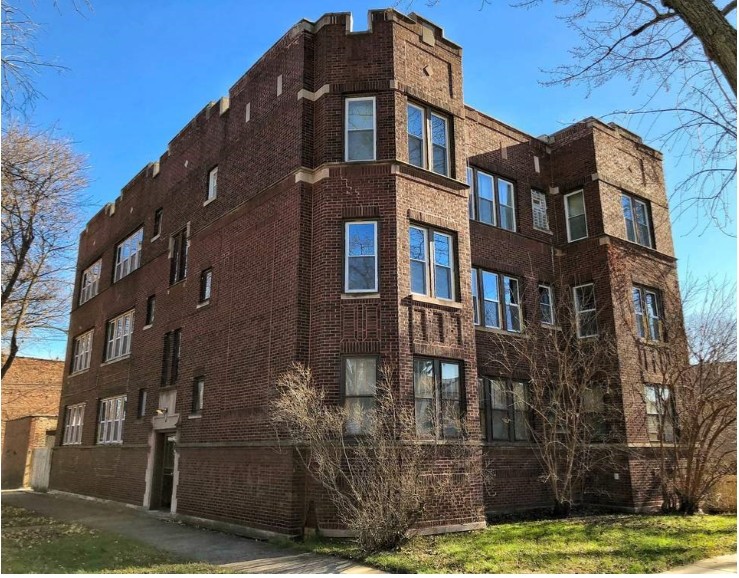 8103 S Luella Ave in Chicago, IL - Building Photo