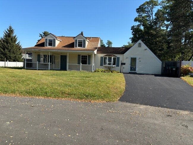 property at 1014 Circle Dr