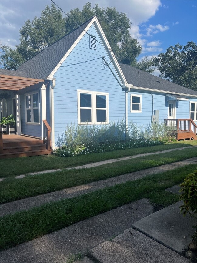 803 Austin St in Richmond, TX - Building Photo - Building Photo