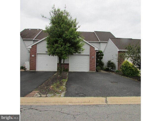 property at 192 Steven Ln