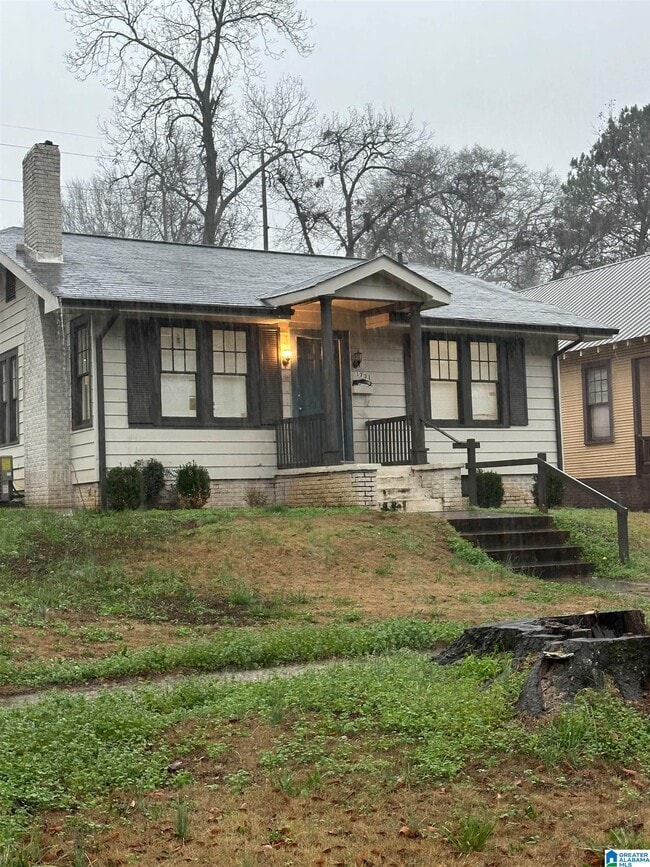 property at 1731 Exeter Ave