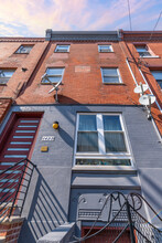 1425 Jackson St in Philadelphia, PA - Building Photo - Building Photo