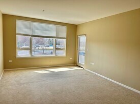 801 Village Center Dr in Burr Ridge, IL - Building Photo