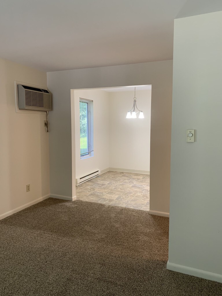 Hickory Hills Apartments in Chittenango, NY