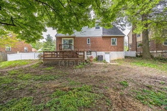 5211 Parkview Ave in Cincinnati, OH - Building Photo - Building Photo
