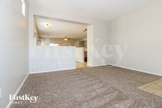 15227 N 173rd Ln in Surprise, AZ - Building Photo - Building Photo