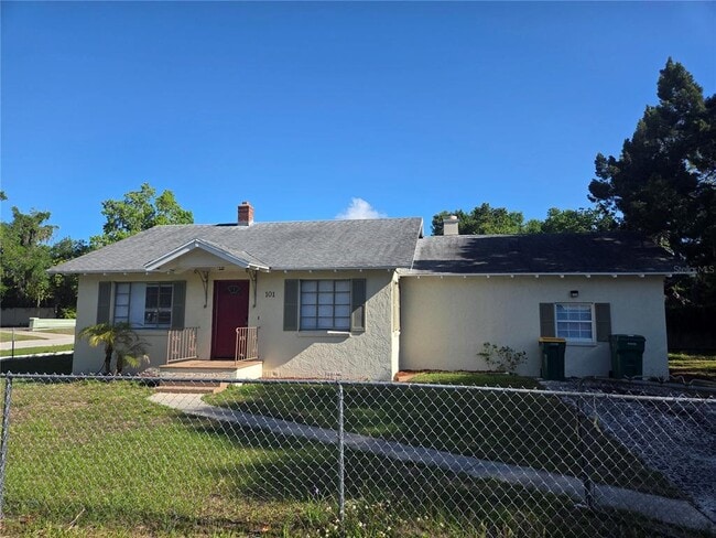 101 E Atwater Ave in Eustis, FL - Building Photo - Building Photo