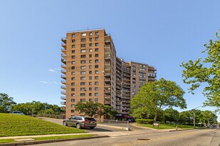 Prospect Towers in East Orange, NJ - Building Photo