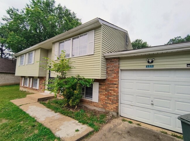 property at 4333 Willow Park Cove