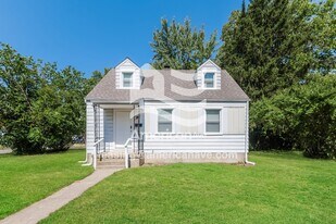 4723 Genesee Ave in Dayton, OH - Building Photo