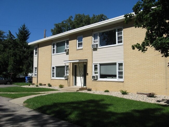 4915 Gordon Ave, Unit 7
