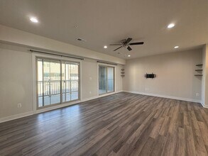 24734 Monk Meadows Terrace in Dulles, VA - Foto de edificio - Building Photo