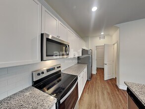 6131 Sierra Blue Ct in Las Vegas, NV - Building Photo - Building Photo