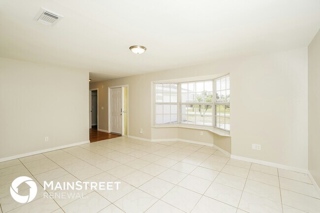 1061 SW Sudder Ave in Port St. Lucie, FL - Building Photo - Building Photo