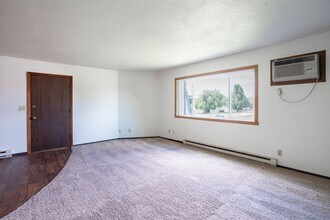 Summerfield in Fargo, ND - Building Photo - Building Photo