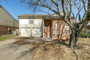 719 Nightingale Cir in Mansfield, TX - Building Photo