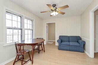 6635 Olde Savannah Rd in Charlotte, NC - Foto de edificio - Building Photo