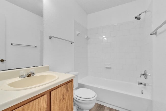 property at 4627 Hickorygate Dr