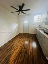 6690 Miramar Pkwy in Miramar, FL - Building Photo - Building Photo