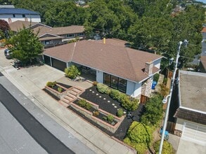 1406 Cedarwood Dr in San Mateo, CA - Building Photo - Building Photo