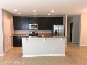 967 Zambrana St SE in Palm Bay, FL - Building Photo - Building Photo